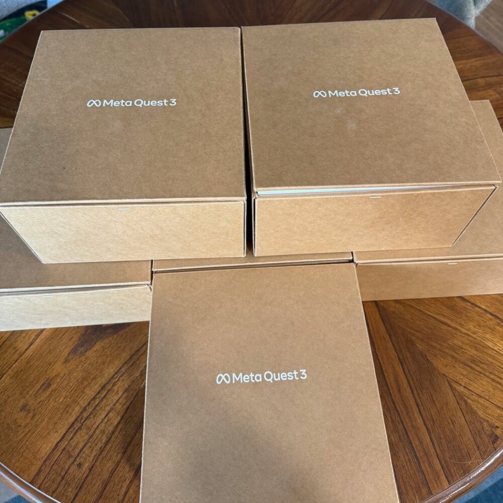 Meta Quest 3 512GB | VR Headset, Warranty through May 2027 - Picture 6 of 6